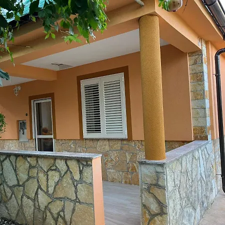Vesna Apartment *